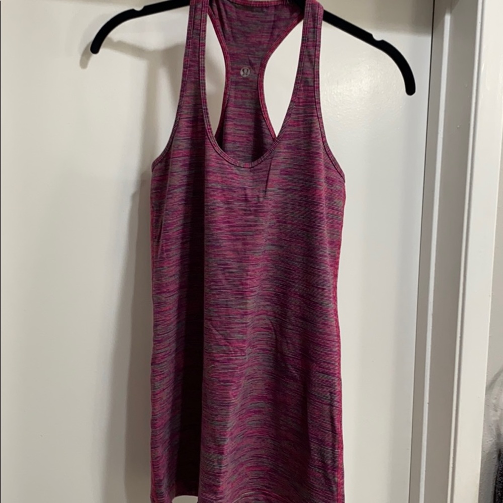 Lululemon Racerback Tank sz 6 (see measurements)